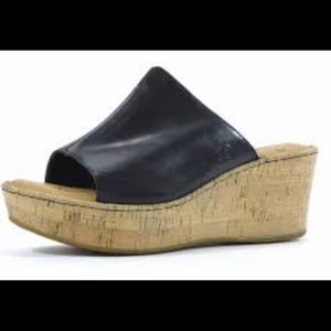 Born Aria black leather wedge slides (wide width)